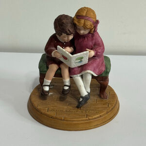 Jessie Willcox Smith “Be Mine, Valentine” 1986 Holiday Figurine